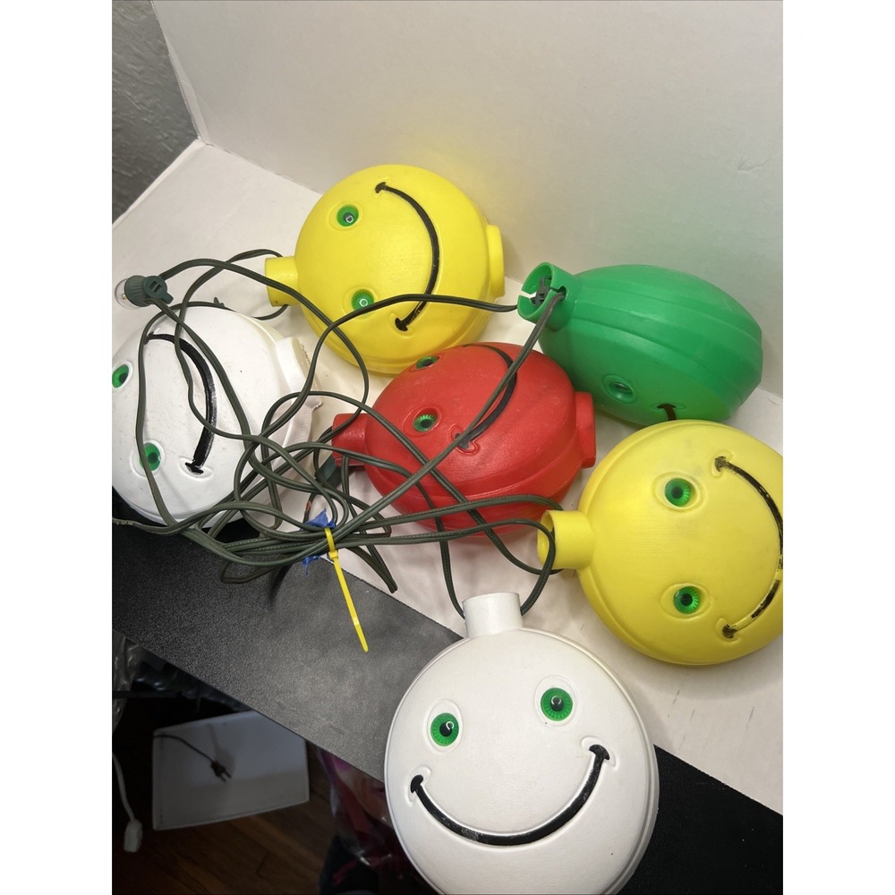 VTG 6 Blow Mold Round Plastic Smiley Patio Camping Party Tiki Deck Light String